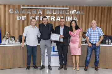 Foto - 25/05/2026 - Entrega de Títulos de Cidadãos Honorários