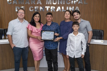Foto - 25/05/2026 - Entrega de Títulos de Cidadãos Honorários