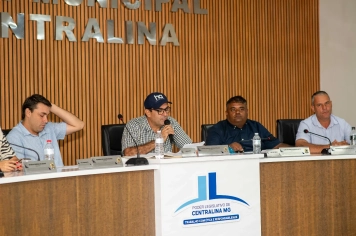 Foto relacionada - Câmara Municipal realiza 5ª Reunião Ordinária e aprova indicações voltadas ao desenvolvimento do município