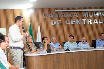 Foto - Sessão Especial de início dos trabalhos legislativos